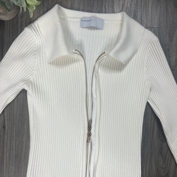 Style Addict Double Zip White Knit Sweater - Picture 9 of 13